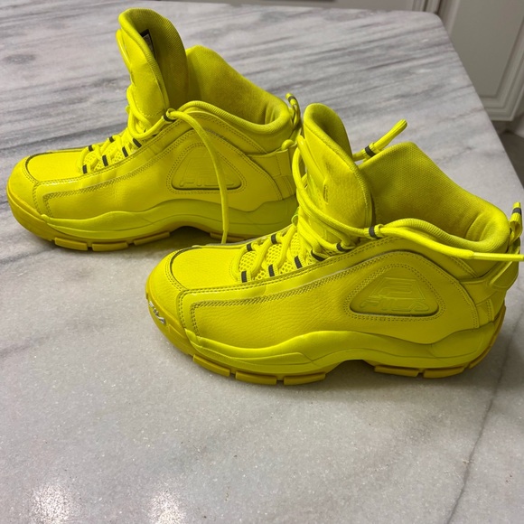 Fila Shoes - Fila Grant Hill 2 Women’s Basketball Shoe in Safety Yellow High-Top Sneakers